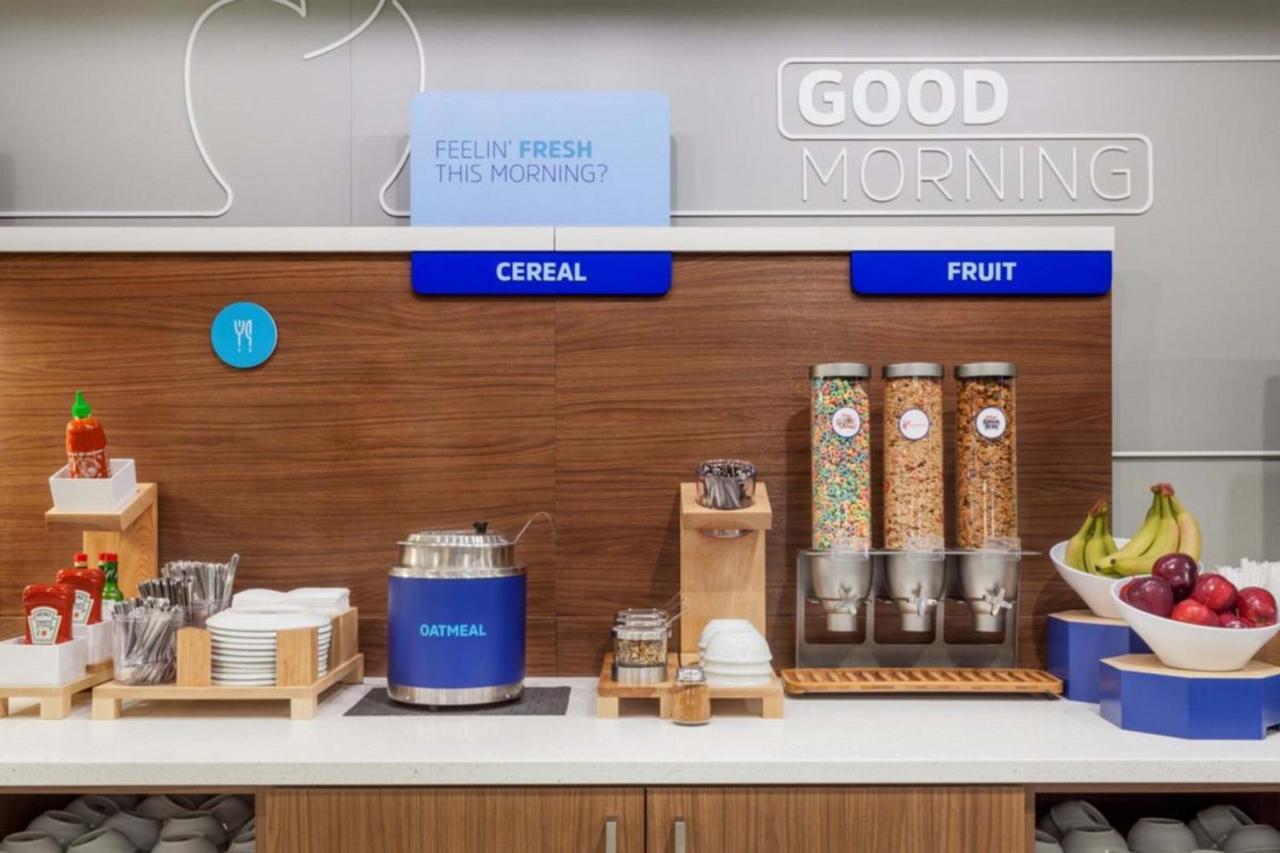 Holiday Inn Express & Suites - Painesville - Concord By Ihg Экстерьер фото